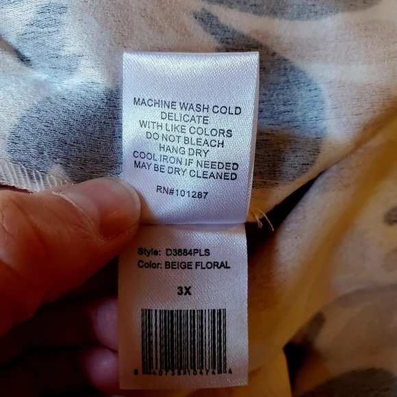 ALEXIA ADMOR | Iris Dolman Sleeve Faux-Wrap Dress in Beige Floral sz 3X - Picture 11 of 14